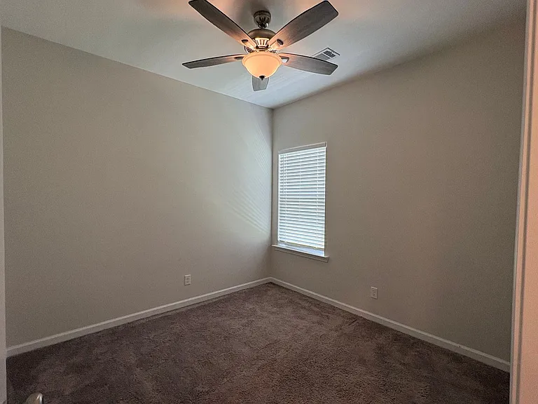 1110 Marne Blvd — Photo 8