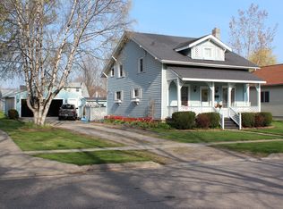 152 3rd St, Harbor Beach, MI 48441