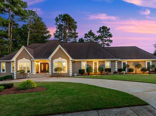 589 Lees Trce SW, Marietta, GA 30064