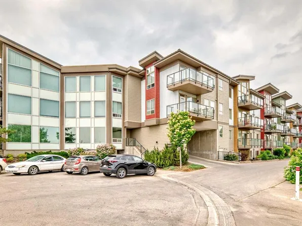 4303 E 1st St NE #427, Calgary, AB T2E 7M3