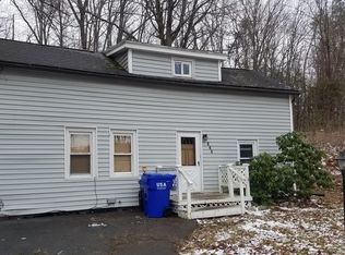 110 Henry St, Amherst, MA 01002