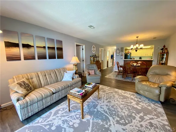 129 Woodcrest Dr #2D, Lake Ozark, MO 65049