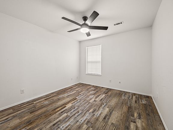 5th image of 1000 N Molly Ct #1004