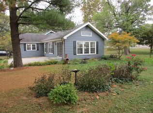 10620 Chesapeake Ln, Lawrenceville, IL 62439