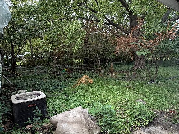 3rd image of 1632 W Garfield Ave