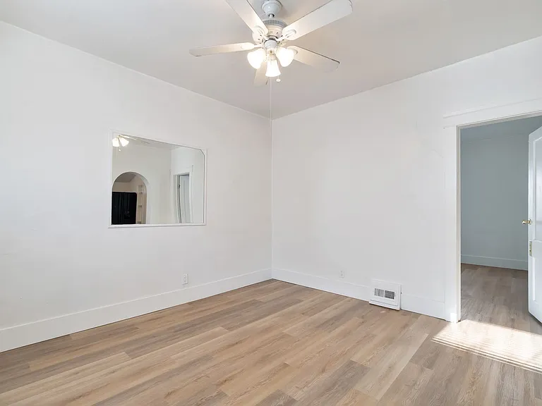 2340 Eccles Ave — Photo 8