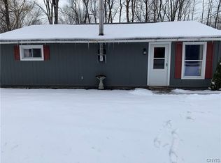 9061 Arthur Jenkins Rd, Canastota, NY 13032