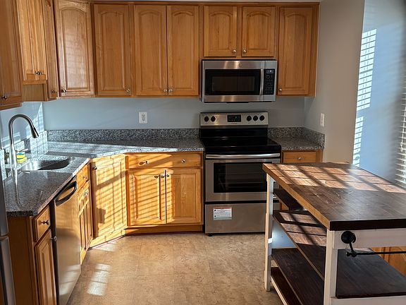 4th image of 5983 Clerkenwell Ct