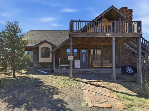 202 W Fast Gun Ln, Fort Davis, TX 79734