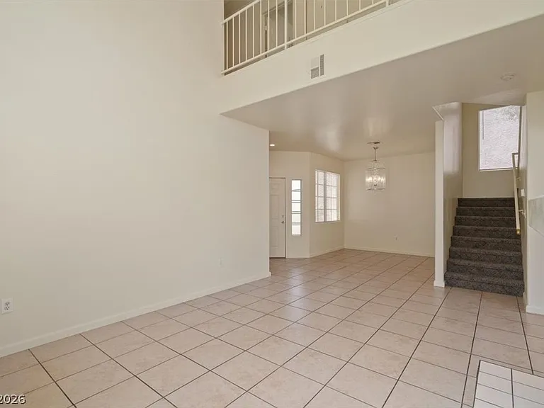 2576 Silver Shadow Dr — Photo 6