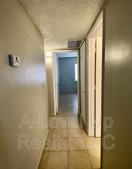 1838 S Rosemont Ave — Photo 11