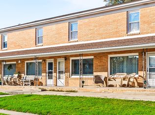 2110 Todd Dr APT 3, Bloomington, IL 61704