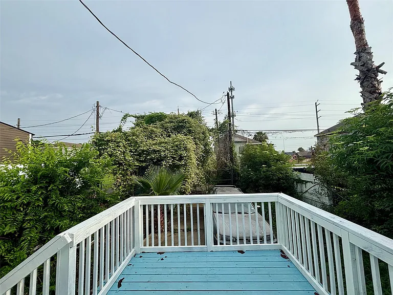 3410 Sealy St — Photo 25
