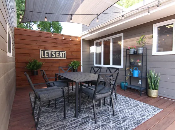 1004 W 21st St, Kearney, NE 68845