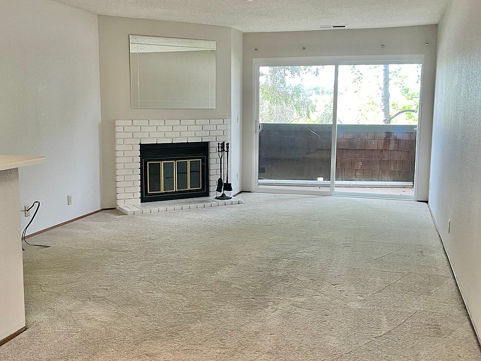 1st image of 1118 La Terrace Cir