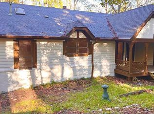 203 Covered Bridge Rd, Wetumpka, AL 36093