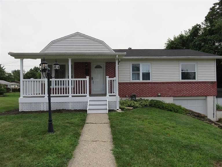 1st image of 2627 Sandhurst Dr