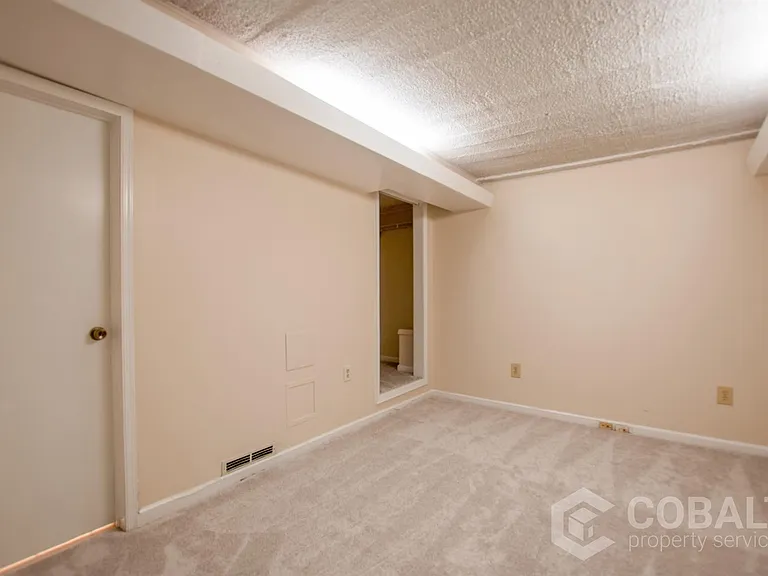 867 Rosedale Rd NE #2 — Photo 13