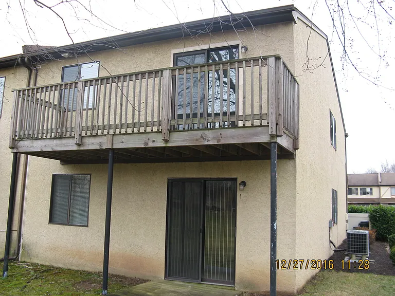 2015 Jason Dr #B — Photo 2