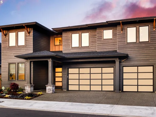 2003 NW 121st St, Vancouver, WA 98685