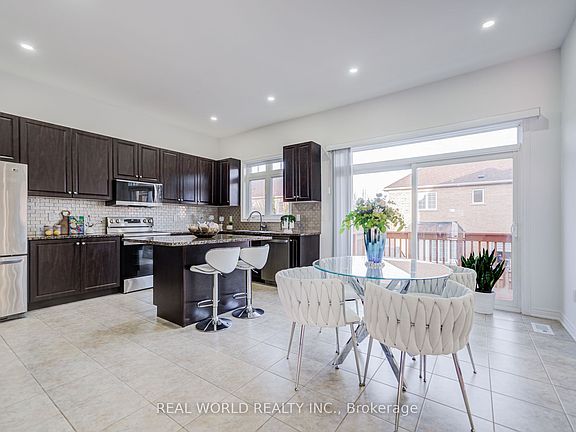 4th image of 247 Selwyn Rd