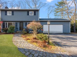 66 Beech Hill Rd, South Kingstown, RI 02879