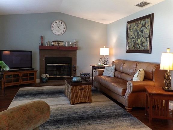 5th image of 8220 Greenland Ct