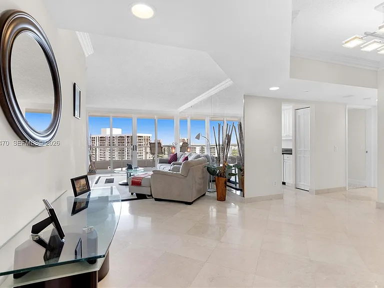 21055 Yacht Club Dr #1804 — Photo 3