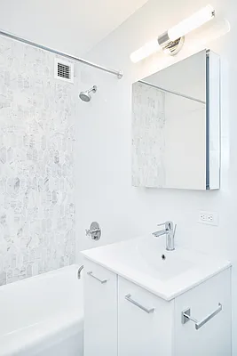 Rented by Living New York | media 28