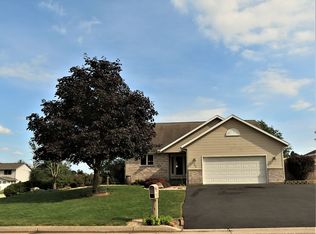 4398 Fox Hills Dr, Janesville, WI 53546