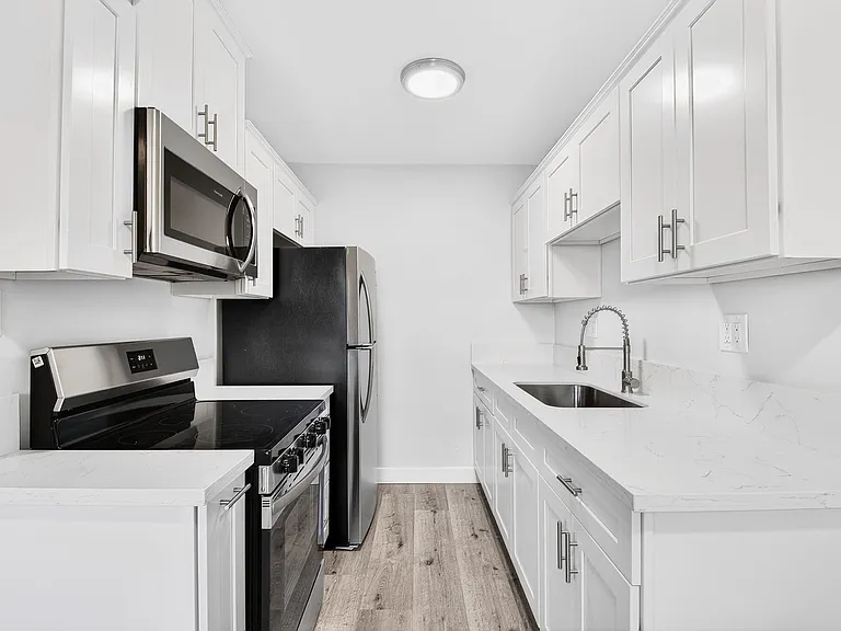 3525 E 2nd St. — Photo 8