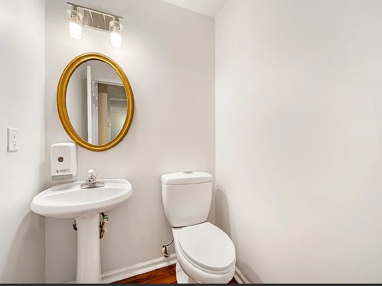 135 Jackson Point Dr — Photo 11