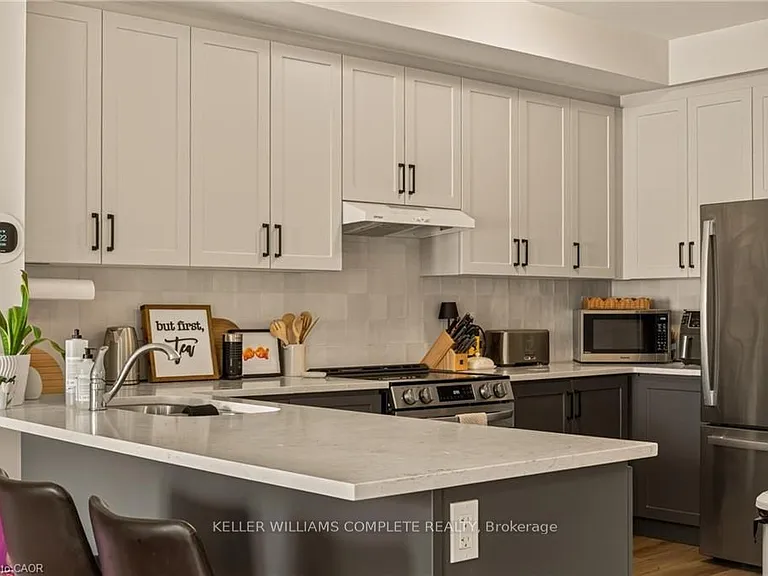 677 Park Rd N #156 — Photo 11