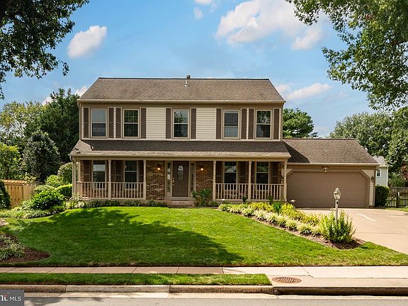 2nd image of 3272 Kinross Cir
