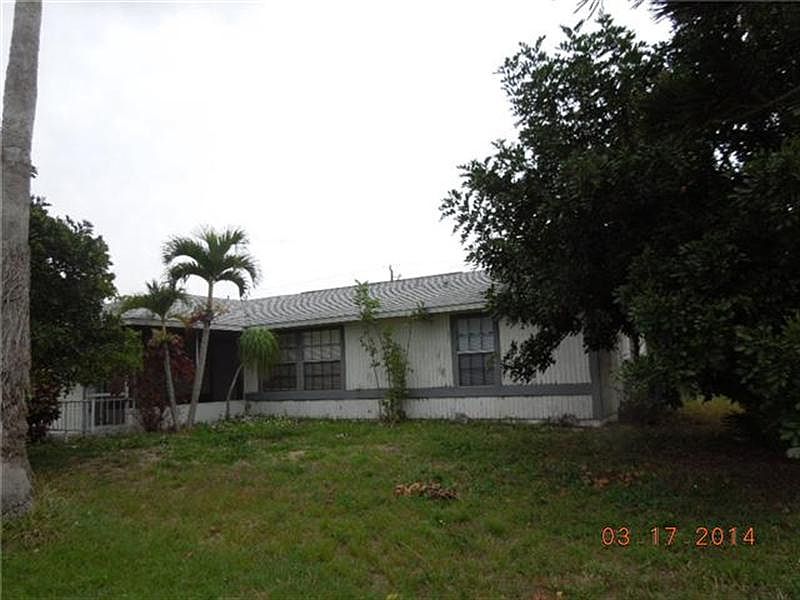 1st image of 2119 NE 2nd Ave