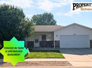 3922 Dove Ln, Evans, CO 80620