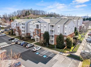 192 Yellowstone Dr APT 305, Charlottesville, VA 22903