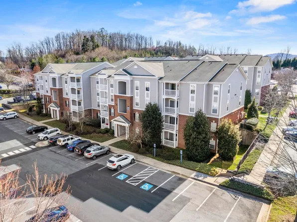 192 Yellowstone Dr APT 305, Charlottesville, VA 22903