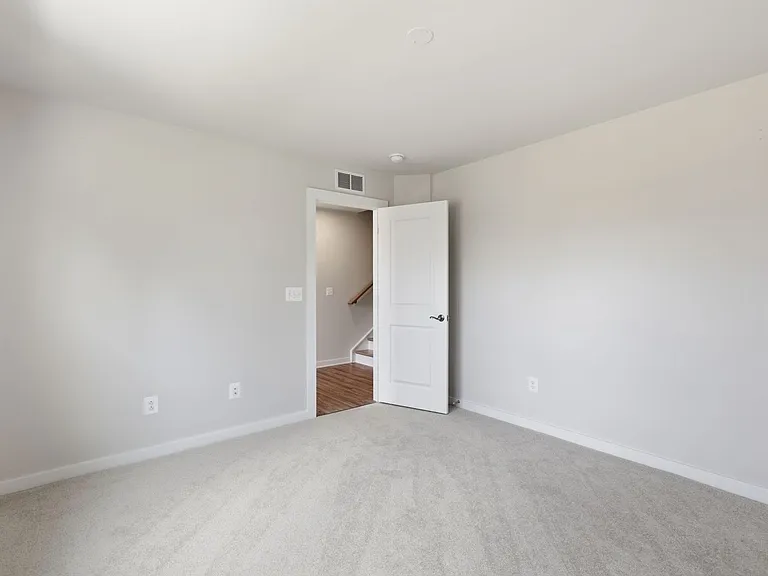 2118 Acadia Rd — Photo 22