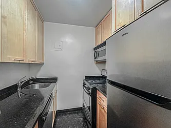 Rented by Manhattan Realty Group