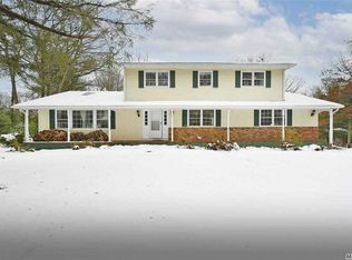 132 Deforest Rd, Dix Hills, NY 11746