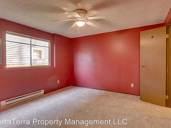 3rd image of 4315 4th Ave NW