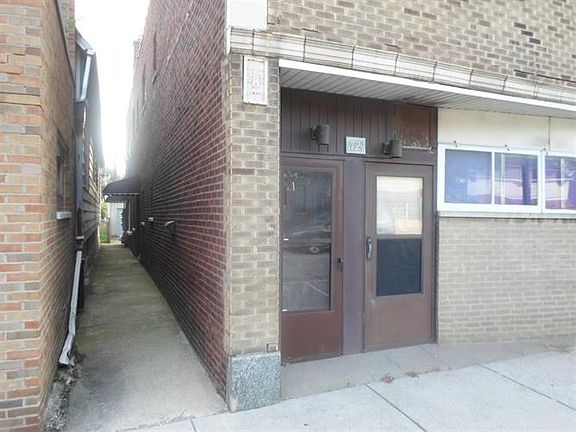 2nd image of 1724 Indianapolis Blvd