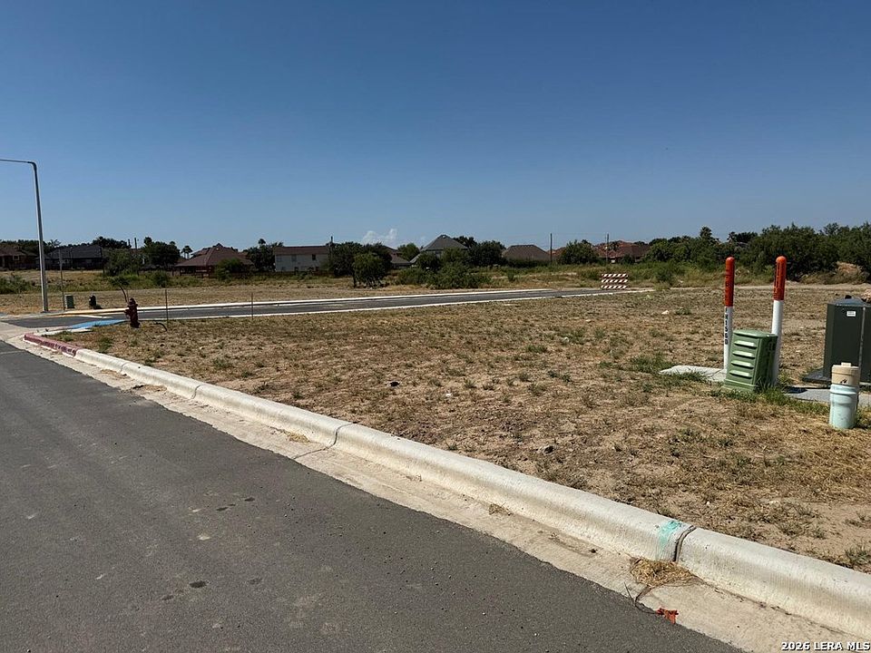 2nd image of 708 Encinal Drive
