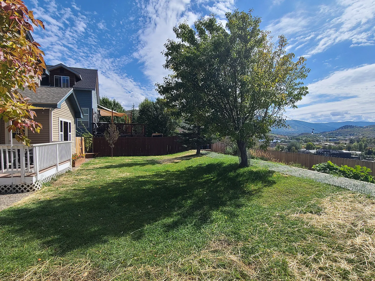 3 bed, 1906 sqft, $4,000 — Photo 3