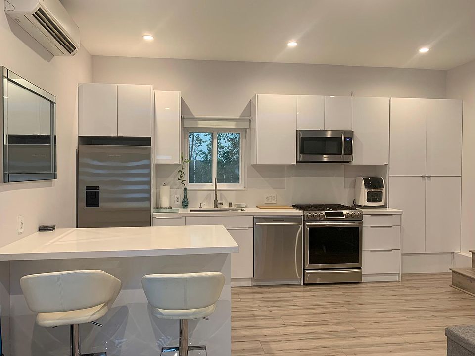 1st image of 4559 Cahuenga Blvd