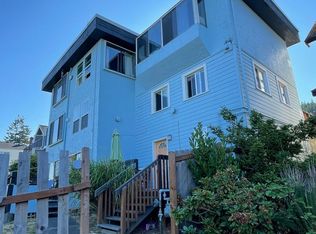 609 N Forest St APT 4, Bellingham, WA 98225
