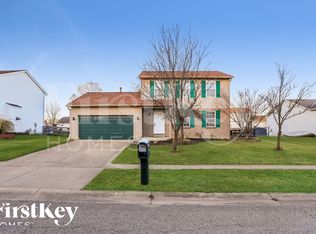 410 Meadow Springs Dr, Maineville, OH 45039