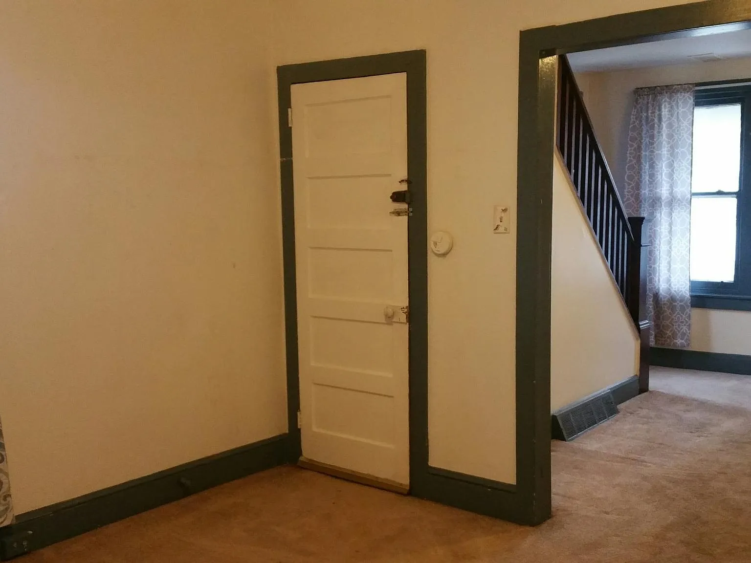 3 bed, 868 sqft, $1,800 — Photo 4