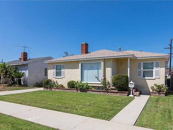 3rd image of 24727 Seagrove Ave